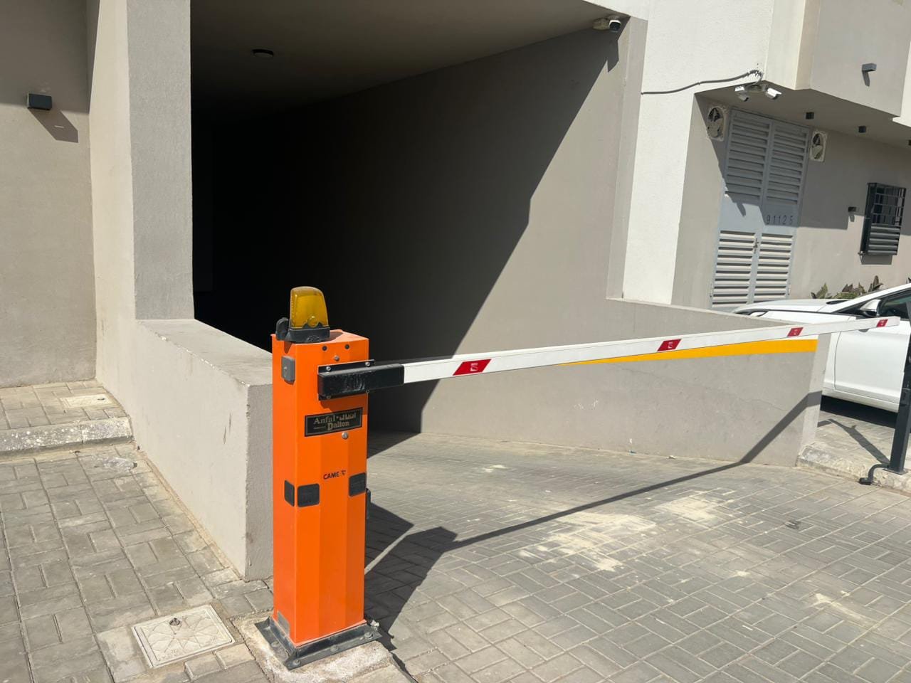 فني شتر نوافذ وشبابيك الرياض